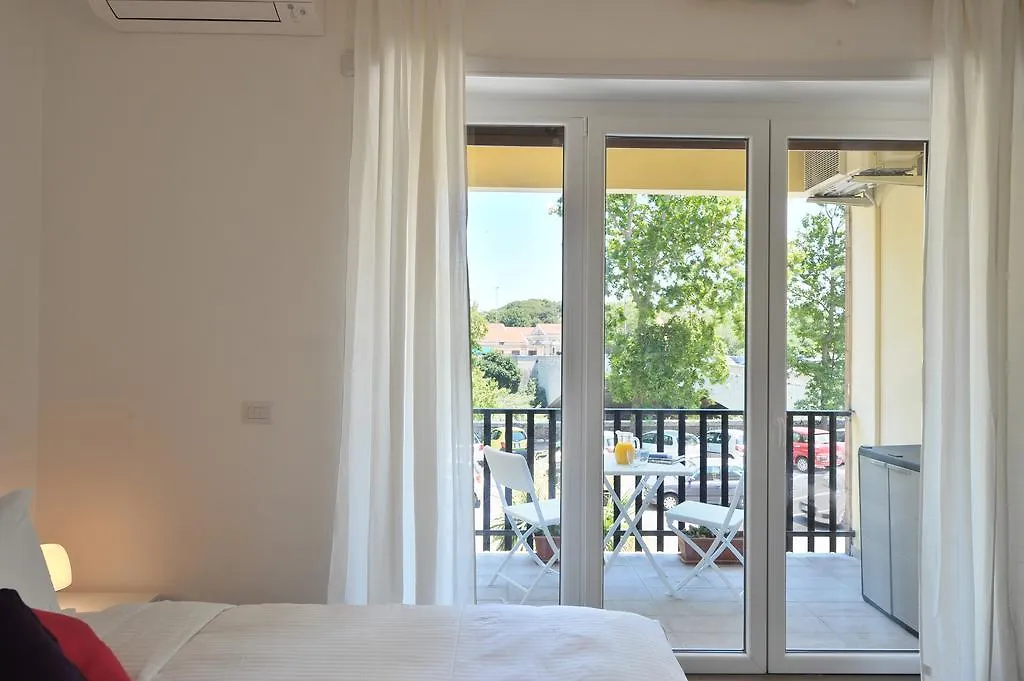 Riverside Apartment Trastevere Rome Italy